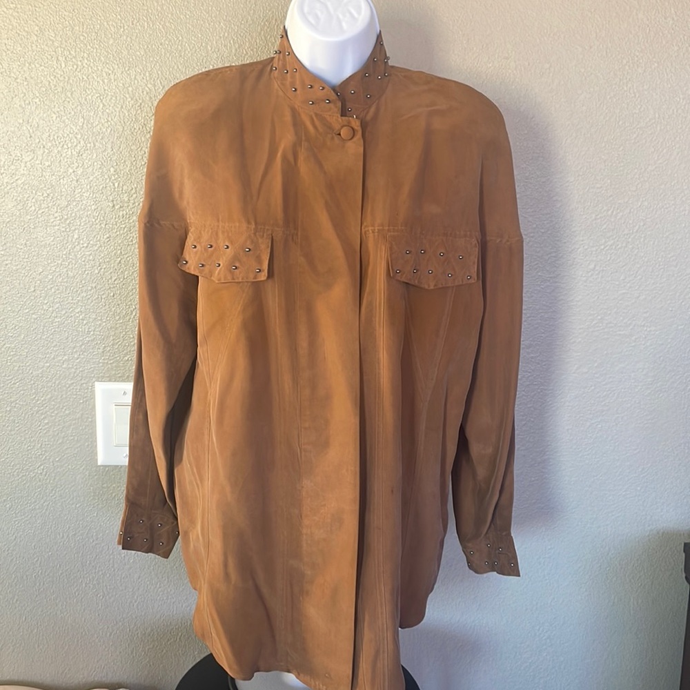 💯 Percent silk blouse mandarin collar, hidden buttons, faux pockets